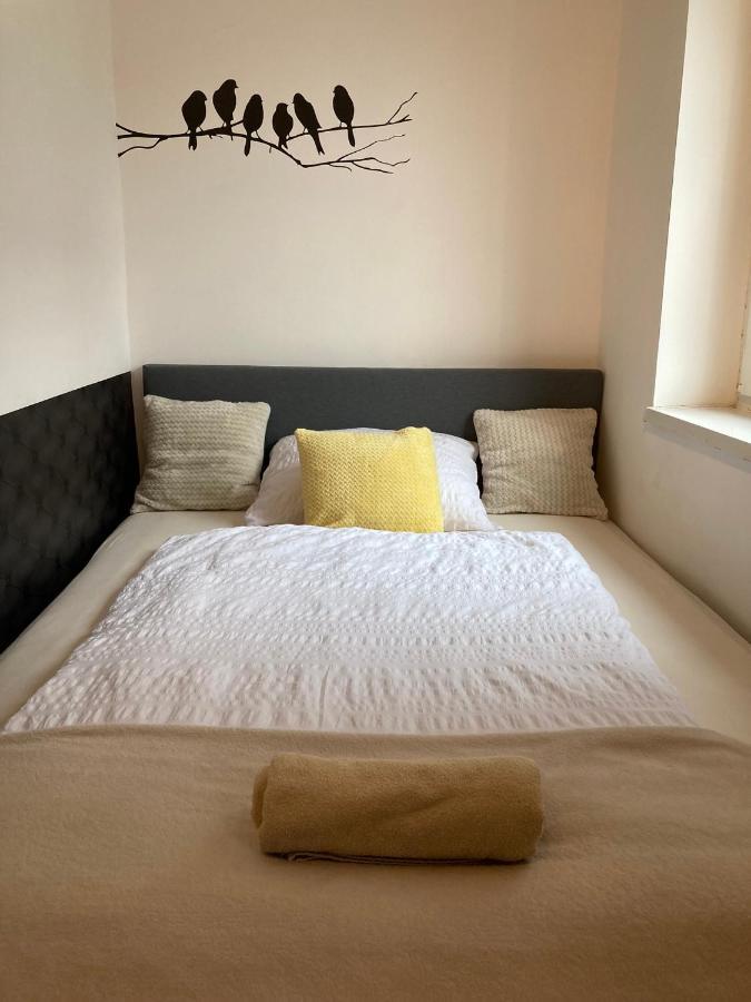 Origo Apartman เอ็กเกอร์ ภายนอก รูปภาพ